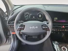 Kia Niro (2025) thumbnail 24