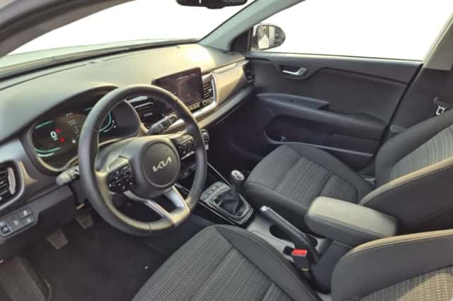 Kia Stonic (2025) thumbnail 11