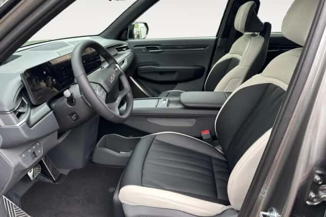 Kia EV9 (2026) thumbnail 12