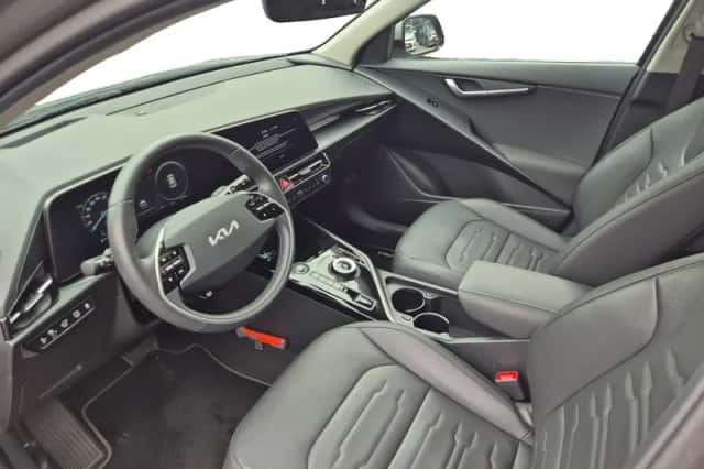 Kia Niro (2023) thumbnail 12