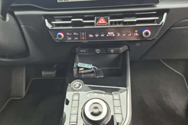 Kia Niro (2023) thumbnail 21