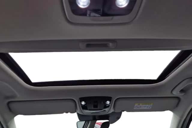 Kia Niro (2023) thumbnail 25