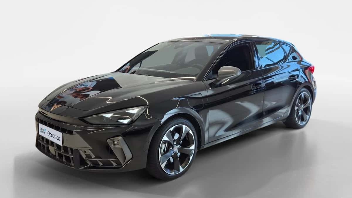 CUPRA Leon (2025) — foto 1