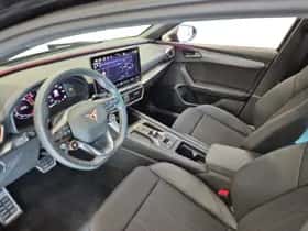 CUPRA Leon (2025) thumbnail 11