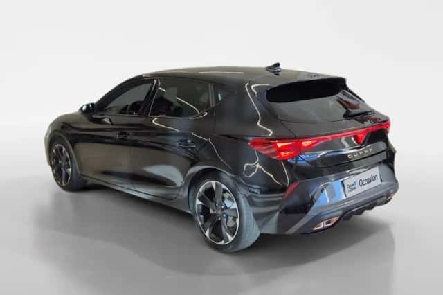 CUPRA Leon (2025) thumbnail 8