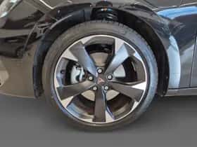 CUPRA Leon (2025) thumbnail 9