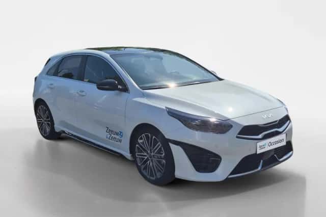 Kia Ceed (2025) thumbnail 4