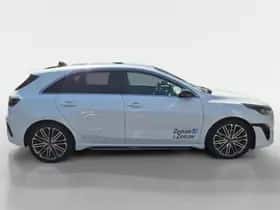 Kia Ceed (2025) thumbnail 5