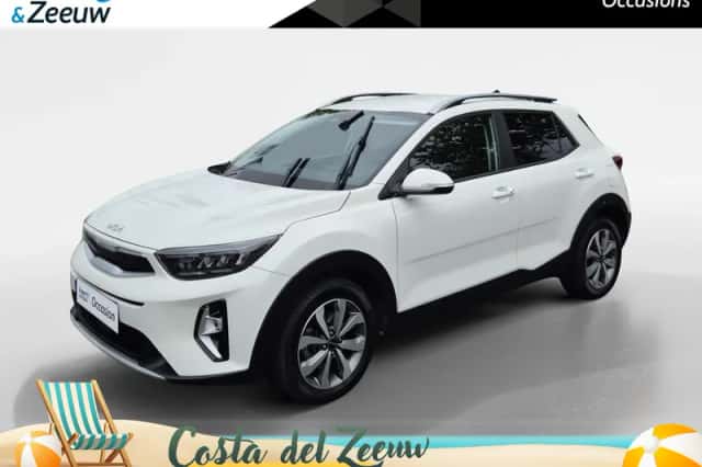 Kia Stonic (2023) thumbnail 1