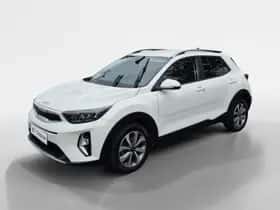 Kia Stonic (2023) thumbnail 2