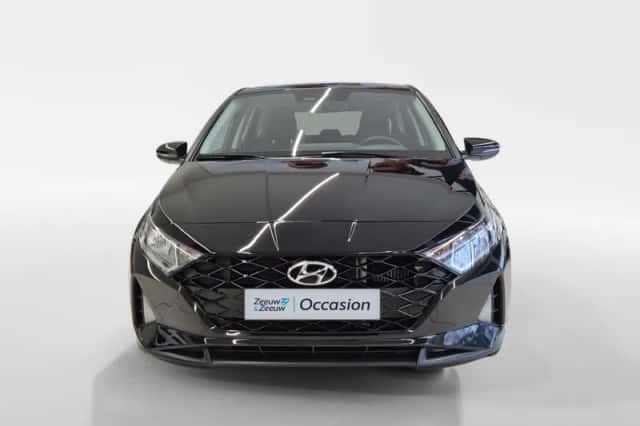 Hyundai i20 (2024) thumbnail 3