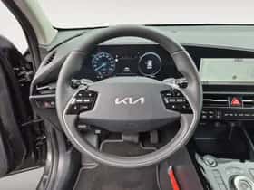 Kia Niro (2024) thumbnail 12
