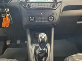 Kia Venga (2016) thumbnail 20