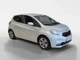 Kia Venga (2016) thumbnail 4