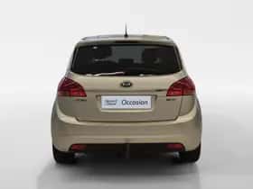 Kia Venga (2016) thumbnail 7