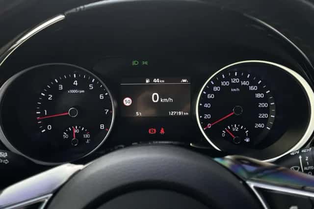 Kia Ceed (2018) thumbnail 12