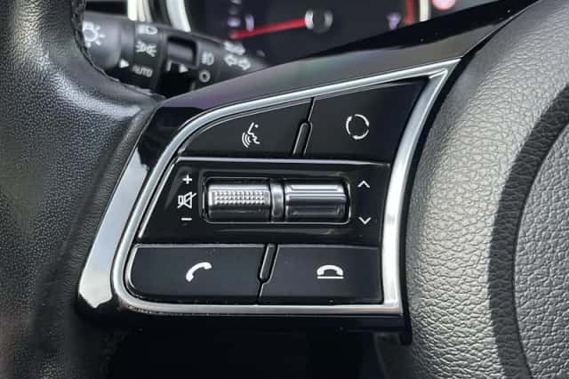 Kia Ceed (2018) thumbnail 13