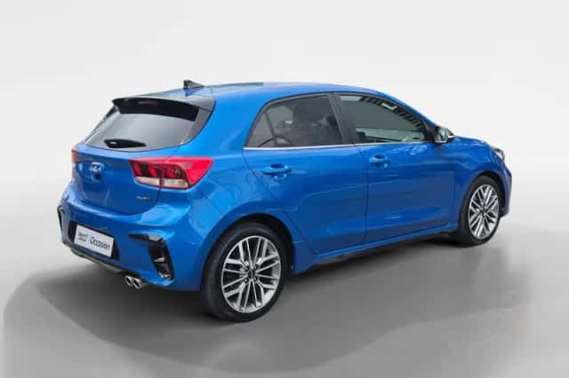 Kia Rio (2023) thumbnail 6