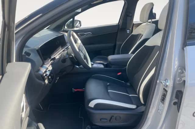 Kia Sportage (2025) thumbnail 11