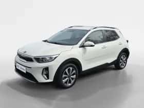 Kia Stonic (2021) thumbnail 2