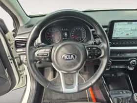 Kia Stonic (2021) thumbnail 12