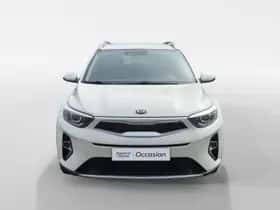 Kia Stonic (2021) thumbnail 3