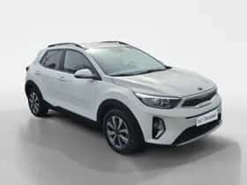 Kia Stonic (2021) thumbnail 4