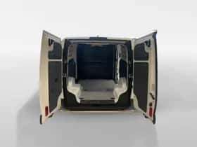 Kia PV5 (2025) thumbnail 20