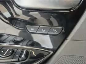 Kia Niro (2017) thumbnail 12