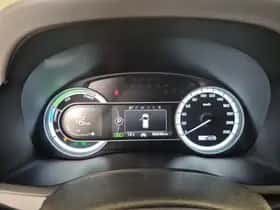 Kia Niro (2017) thumbnail 18