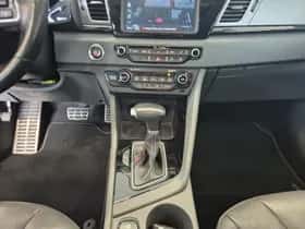 Kia Niro (2017) thumbnail 22