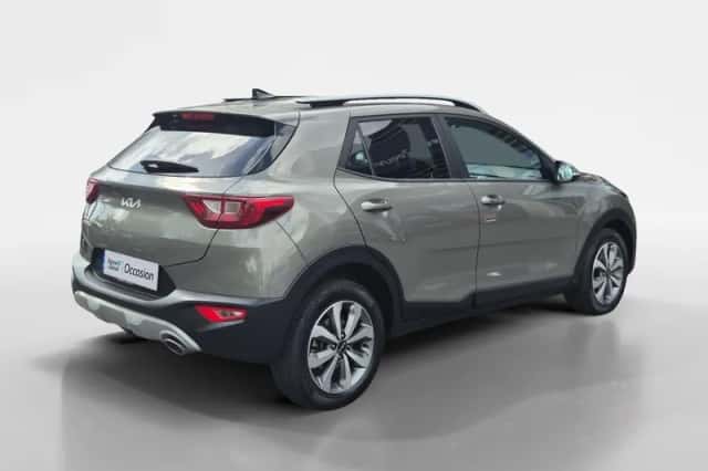 Kia Stonic (2023) thumbnail 6
