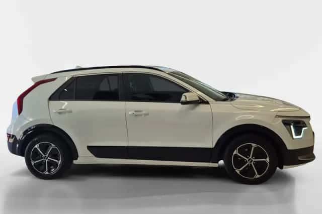 Kia Niro (2022) thumbnail 5