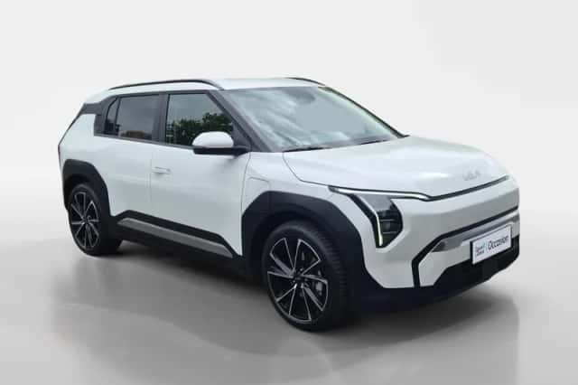 Kia EV3 (2025) thumbnail 4