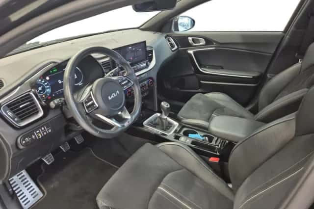 Kia Proceed (2023) thumbnail 12