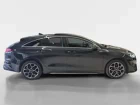 Kia Proceed (2023) thumbnail 5