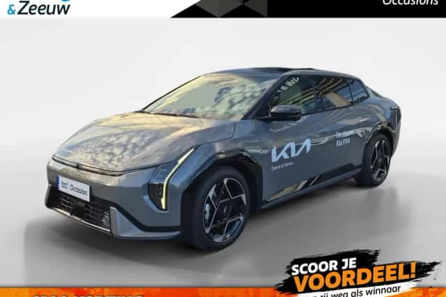 Kia EV4 (2025) thumbnail 1