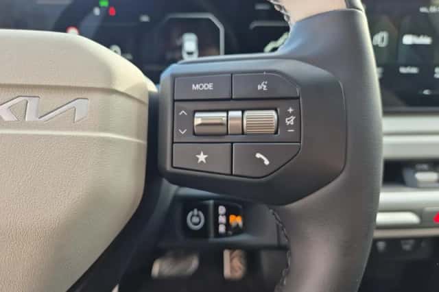 Kia EV4 (2025) thumbnail 15