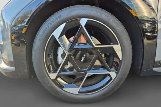Kia EV4 (2025) thumbnail 9