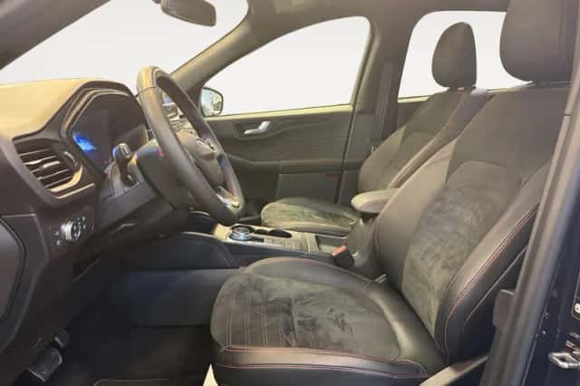 Ford Kuga (2022) thumbnail 11