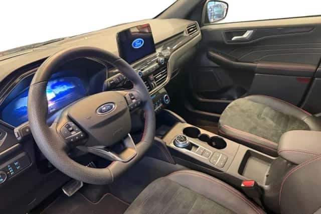 Ford Kuga (2022) thumbnail 12