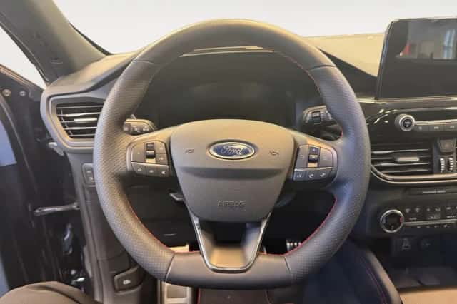 Ford Kuga (2022) thumbnail 13