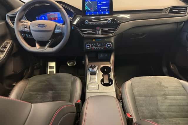 Ford Kuga (2022) thumbnail 17