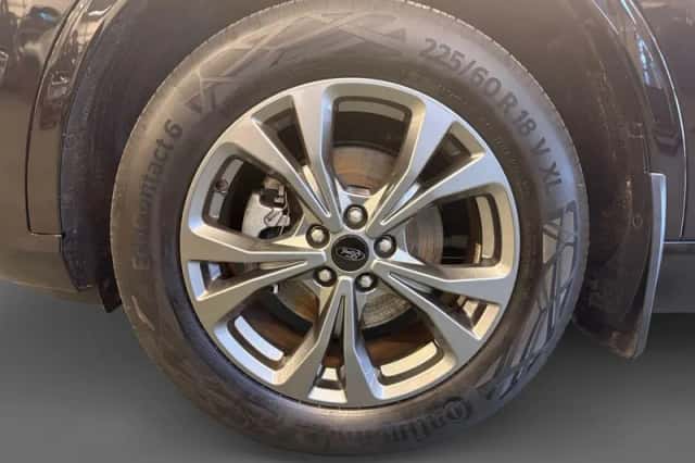 Ford Kuga (2022) thumbnail 9