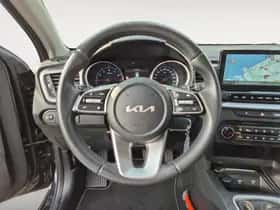 Kia Ceed Sportswagon (2024) thumbnail 12
