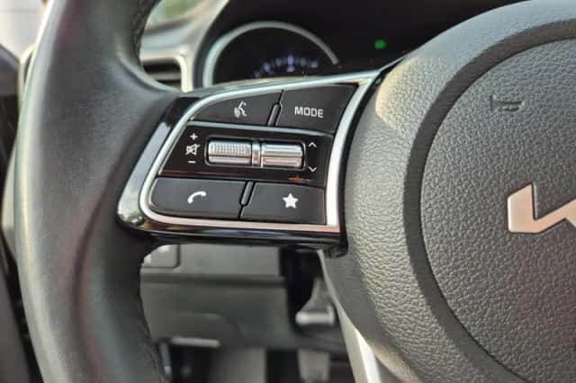 Kia Ceed Sportswagon (2024) thumbnail 13