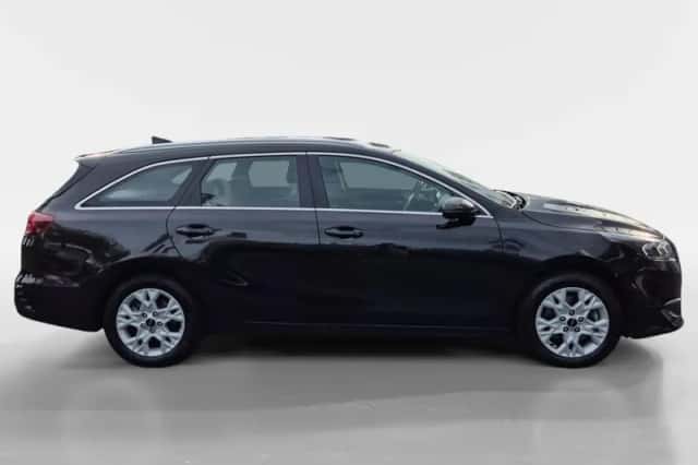 Kia Ceed Sportswagon (2024) thumbnail 5