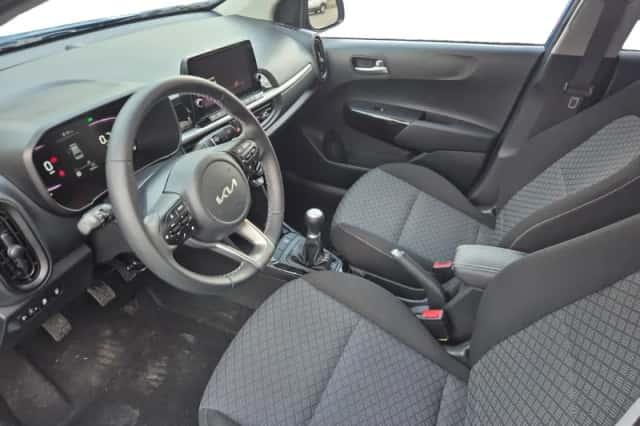 Kia Picanto (2025) thumbnail 11