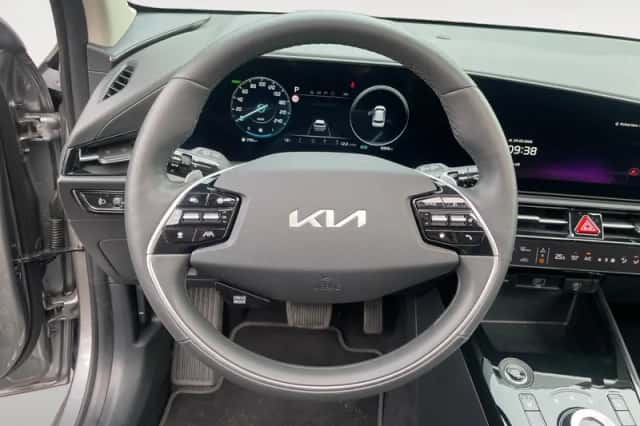 Kia Niro (2025) thumbnail 13