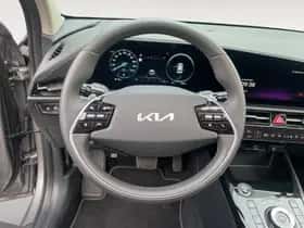 Kia Niro (2025) thumbnail 13